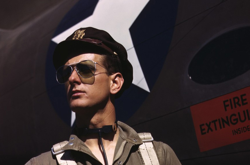 aviator-glasses-general-macarthur-img-11